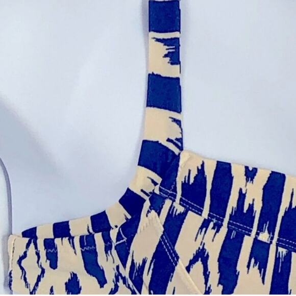 J. Crew Blue & White Underwire Bikini Top 34C – Sweetheart Halter EUC - Picture 9 of 15